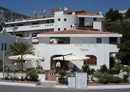 Pop Hotel