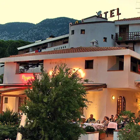 Hotell Pop 3*